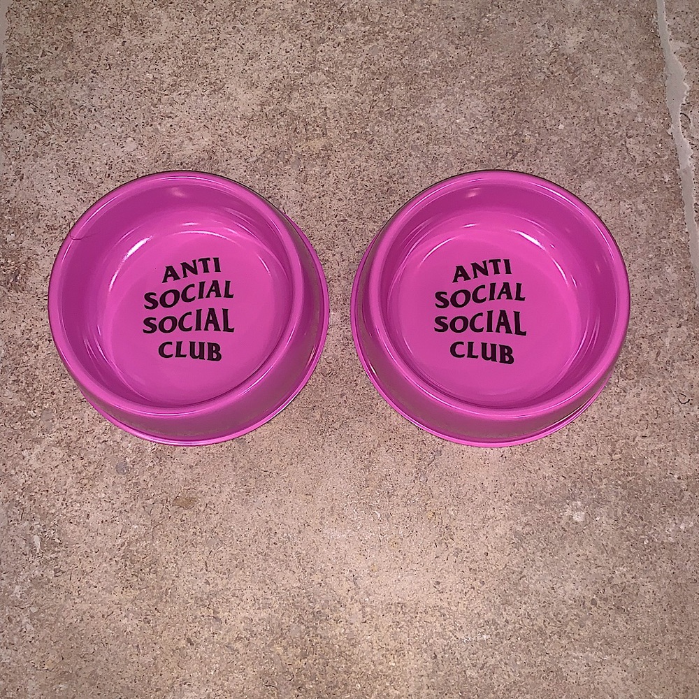 🔥HOST PICK🔥 NWT Anti Social Social Club Dog Bowl